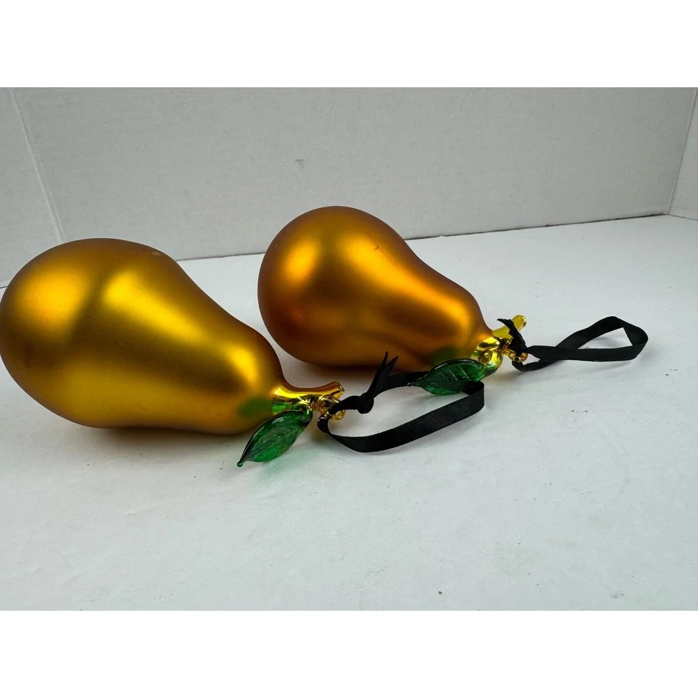 N/A gold pear
